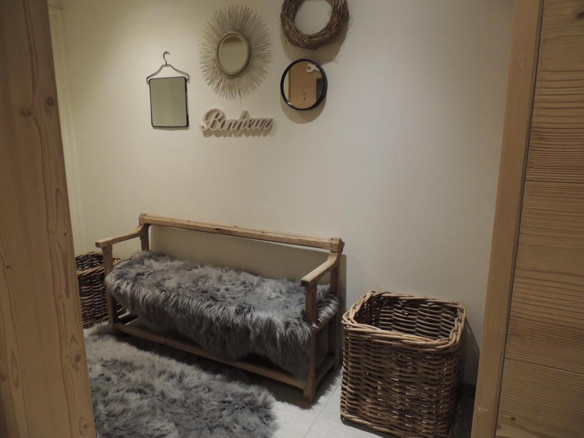 Luxury 2 Bedroom Apartment With View Of Mont Blanc Combloux Bagian luar foto