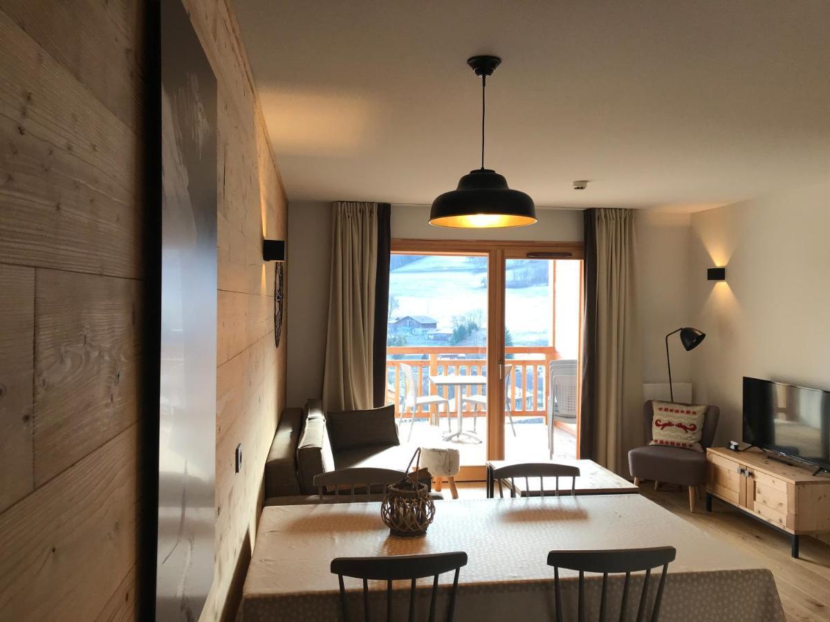 Luxury 2 Bedroom Apartment With View Of Mont Blanc Combloux Bagian luar foto