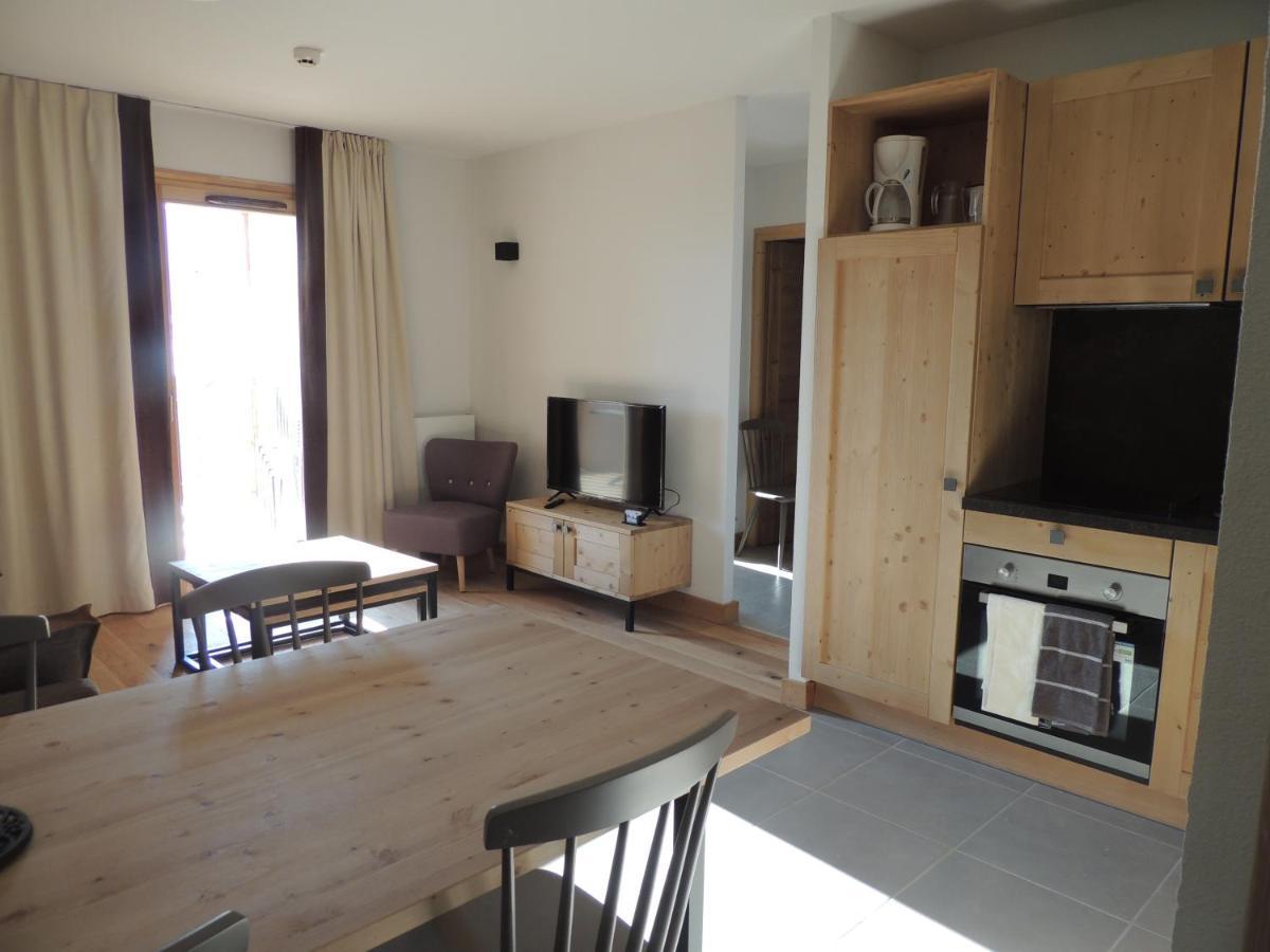 Luxury 2 Bedroom Apartment With View Of Mont Blanc Combloux Bagian luar foto